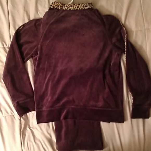 Velour sweatsuit (BRAND NEW!) - Picture 2 of 4